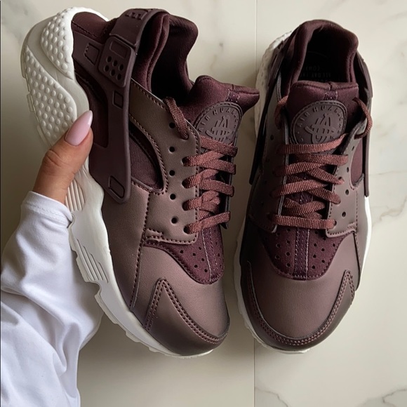 NWT Nike huarache run premium - Picture 3 of 8